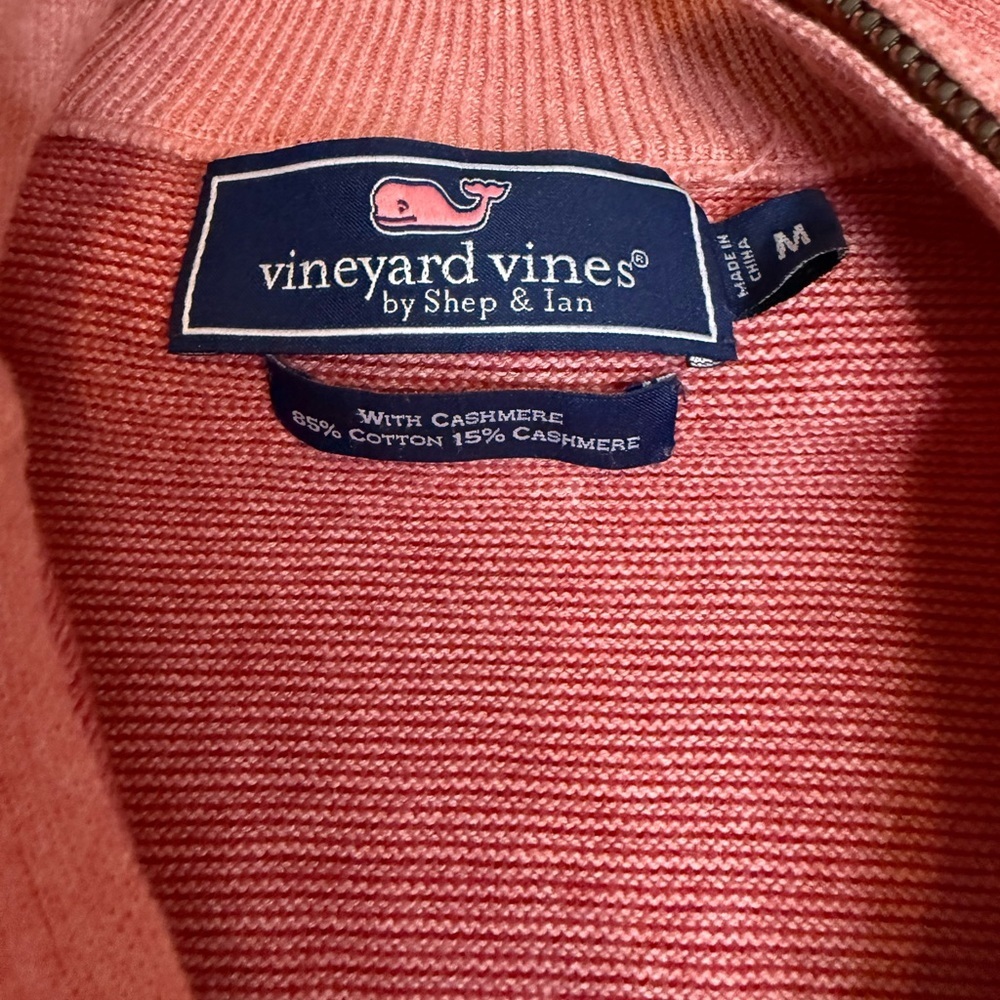 Vineyard Vines Men’s 1/4 Zip Pullover - Picture 2 of 3